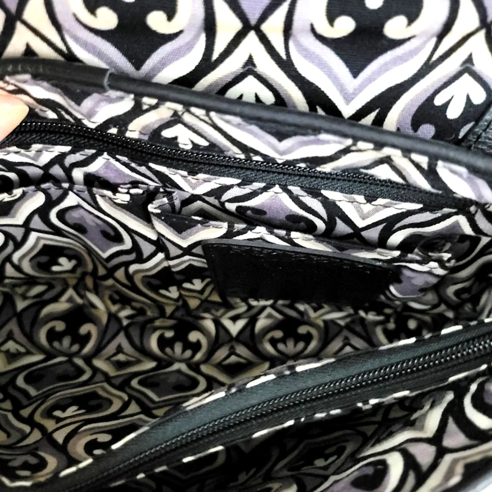 Brighton Collection Croc Embossed  Silver  Chain Strap Leather Shoulder  Bag